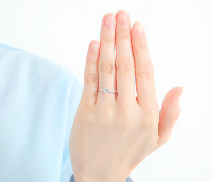 ノイシュ 婚約指輪［選べるダイヤ品質・30日返品保証］